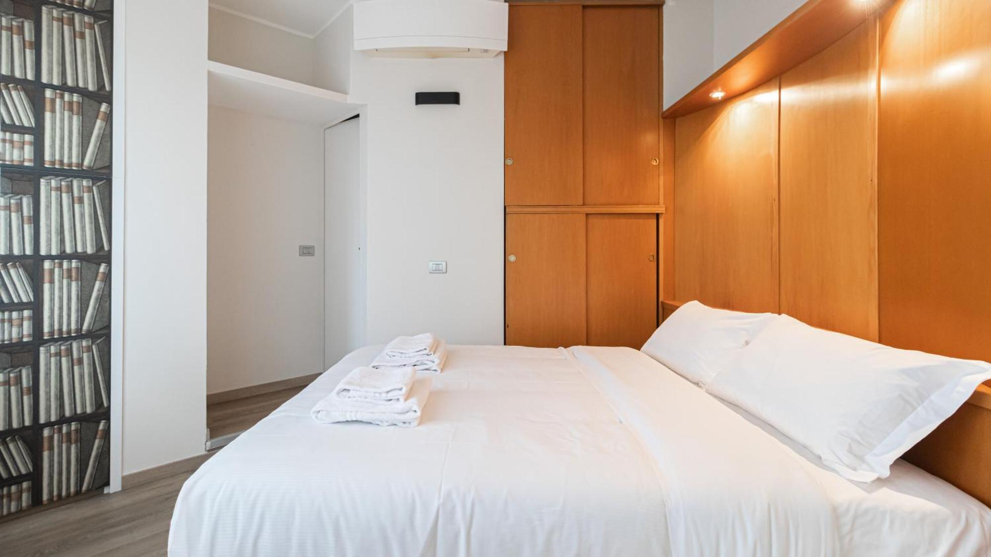 Italianway-Gian Galeazzo Apartment Milan Exterior photo